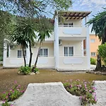 Villa Elena