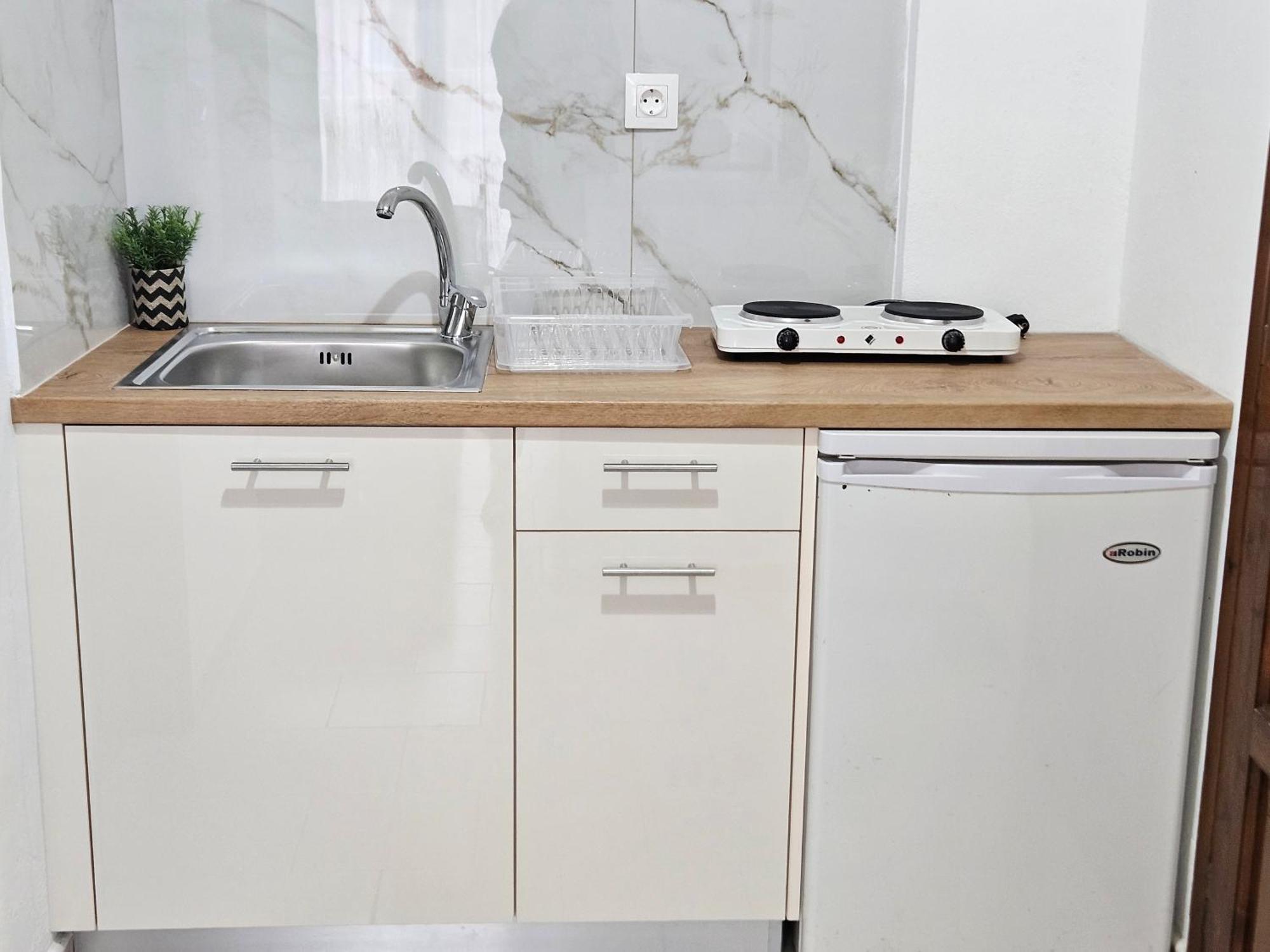 Elena Apartament Ýpsos